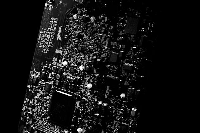 Miniaturization Trends in HDI PCB Miniaturization Trends in HDI PCB